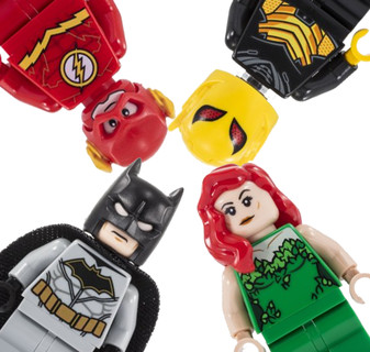 2019 is erősnek ígérkezik: Jön a 76117 LEGO® DC Super Heroes Batman Mech vs. Poison Ivy Mech
