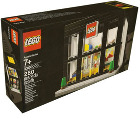 LEGO® Seasonal 3300003 - LEGO Brand Retail Store