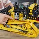 LEGO® Technic 42131 - Applikációval irányítható Cat® D11 buldózer