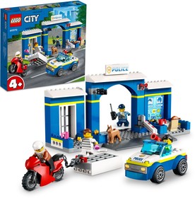 LEGO® City 60370 - Hajsza a rendőrkapitányságon