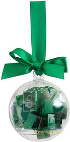 Karácsonyi dekorgömb zöld elemekkel