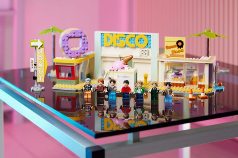 Hamarosan érkezik: LEGO® Ideas BTS Dynamite szett!
