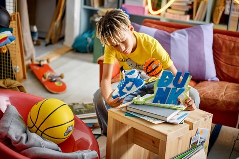LEGO® Nike Dunk – A sneaker, ami most kockákból épül!