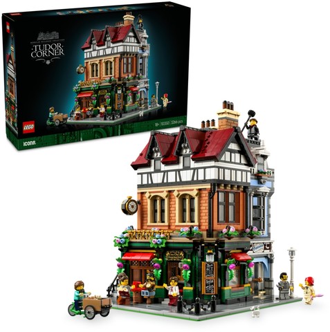 LEGO® ICONS 10350 - Tudor-kori városrész