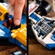 LEGO® ICONS 10353 - Williams Racing FW14B és Nigel Mansell