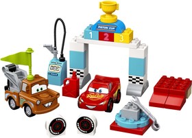 LEGO® DUPLO® 10924 - Villám McQueen versenyének napja