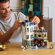 LEGO® ICONS 11371 - Bevásárlóutca