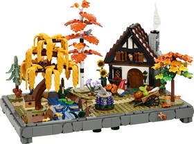 LEGO® ICONS 11372 - Őszi kert házikóval