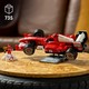 LEGO® ICONS 11375 - Ferrari F2004 és Michael Schumacher