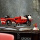 LEGO® ICONS 11375 - Ferrari F2004 és Michael Schumacher