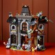 LEGO® ICONS 11383 - Polgármesteri rezidencia