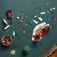 LEGO® ICONS 11387 - Ünnepi házikó