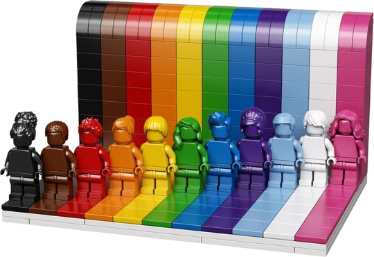 LEGO® ICONS 40516 - Mindenki szupi szuper