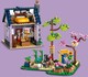 LEGO® Friends 42669 - Méhészek háza és virágoskert