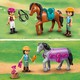 LEGO® Friends 42688 - Lovarda és lovasiskola