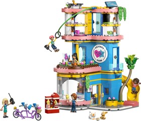 LEGO® Friends 42689 - Heartlake City klubház