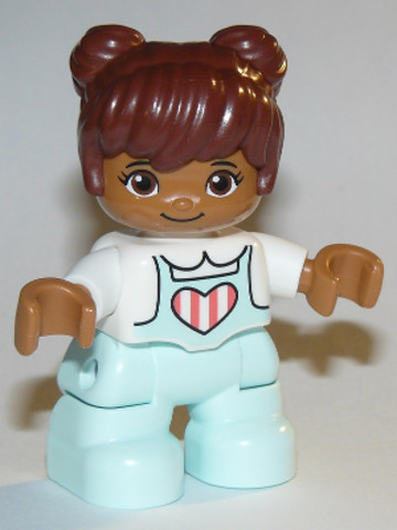 LEGO® Minifigurák 47205pb072 - Duplo Figure Lego Ville, Child Girl, Light Aqua Legs, White Top with Coral Stripes in Heart, Reddish