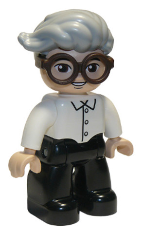 LEGO® Minifigurák 47394pb305 - Duplo Figure Lego Ville, Male, Black Legs, White Top, Dark Brown Glasses, Light Bluish Gray Hair