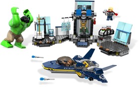 LEGO® Super Heroes 6868 - Hulk™ Helicarrieres kitörése