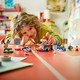 LEGO® Super Mario 72043 - Mario Kart™ – Interaktív LEGO® Mario™ és Standard Kart