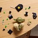 LEGO® Star Wars™ 75438 - Yoda™ mellszobor
