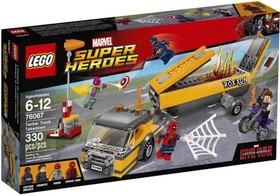 LEGO® Super Heroes 76067 - Tanker Truck Takedown
