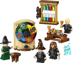 LEGO® Harry Potter™ 76460 - Roxfort™ kastély: A Teszlek Süveg kiválasztási ceremóniája