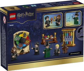 LEGO® Harry Potter™ 76460 - Roxfort™ kastély: A Teszlek Süveg kiválasztási ceremóniája