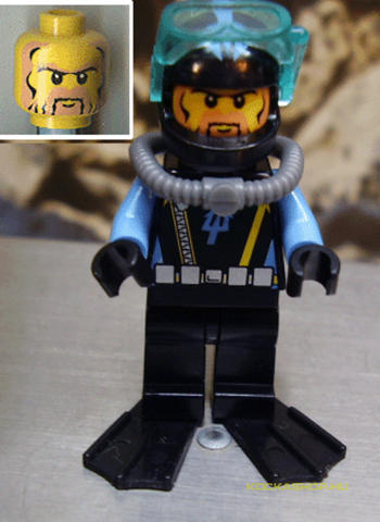 LEGO® Minifigurák aqu025 - Búvár Fekete Békatalpakkal, Kék Karral 6 Szakállas Arccal