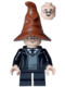LEGO® Minifigurák hp466 - Harry Potter - Roxfort köntös,Fekete nyakkendő, Vörösbarna Teszleksüveg