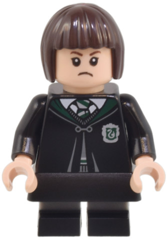 LEGO® Minifigurák hp492 - Pansy Parkinson - Mardekár köpeny, Fekete szoknya, Fekete rövid lábak