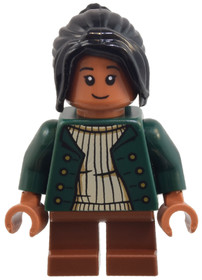 Padma Patil - sötétzöld kabátban