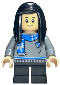 Cho Chang pulóverben