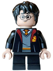 Harry Potter Gryffindor iskolai ruhában, rövid lábakkal