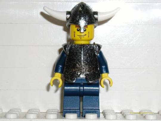 LEGO® Minifigurák vik015 - Viking Harcos 1a