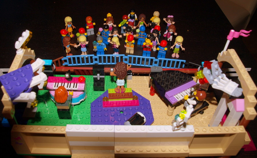 LEGO Pop Land 2015