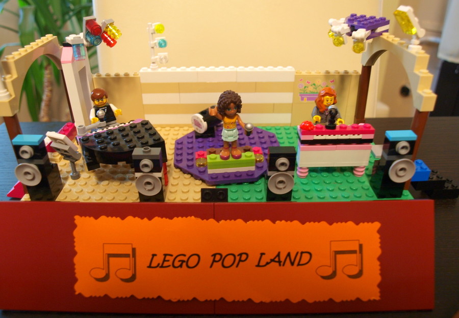 LEGO Pop Land 2015