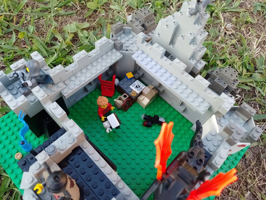 Filmforgatás a várnál