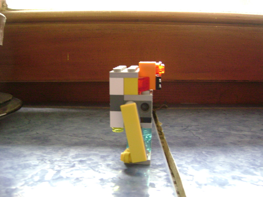 mini lego robot 