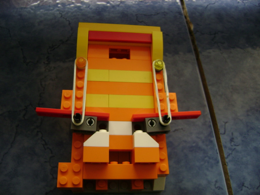 Lego flipperek