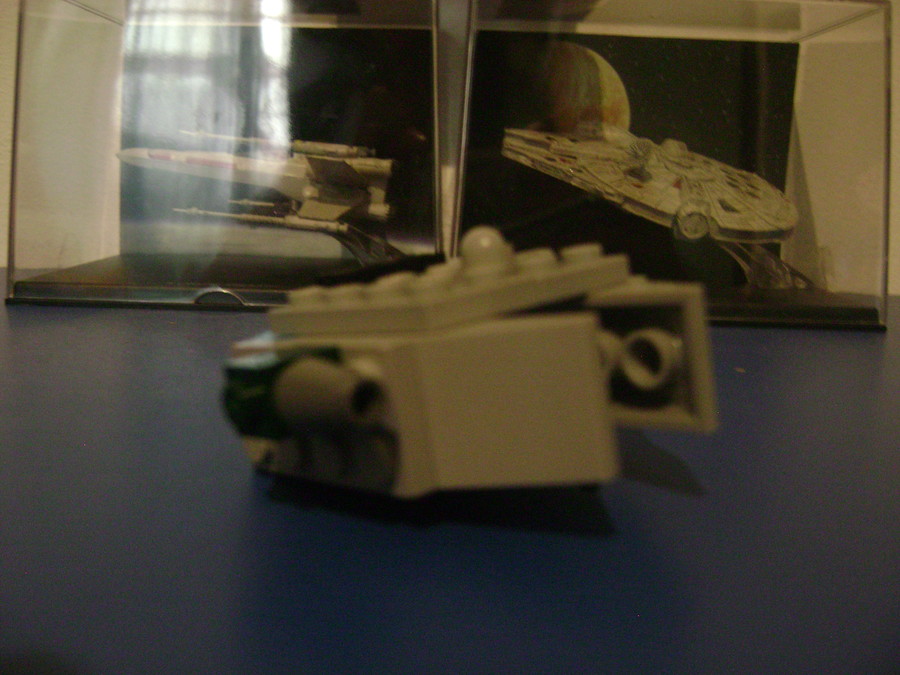 Star wars Csillagromboló,X-szárnyú és mini Millenium falcon