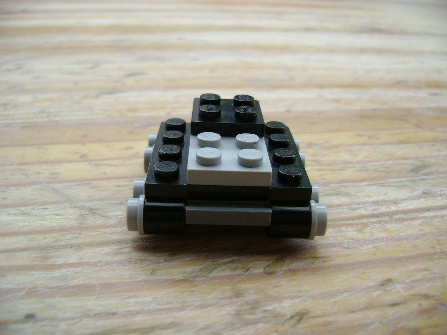 Mini LEGO tank