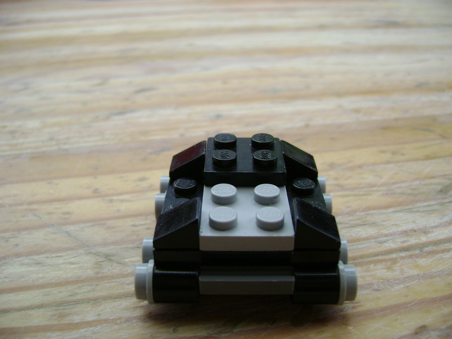 Mini LEGO tank