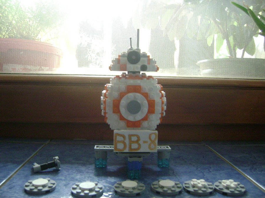 LEGO BB-8+állvány