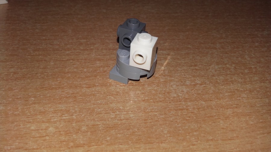 Lego R2-D2 :)