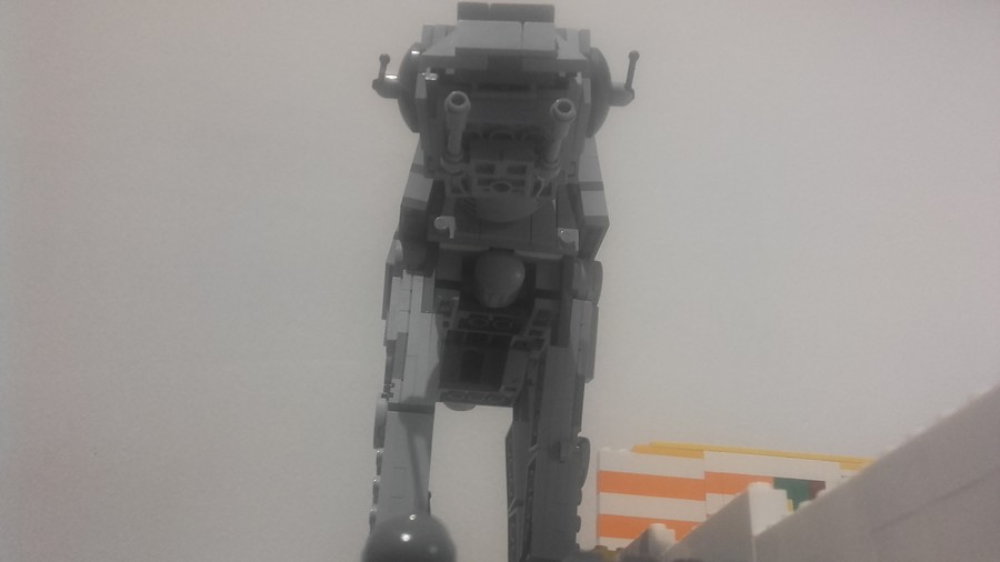 AT-AT vezetőt keresünk!