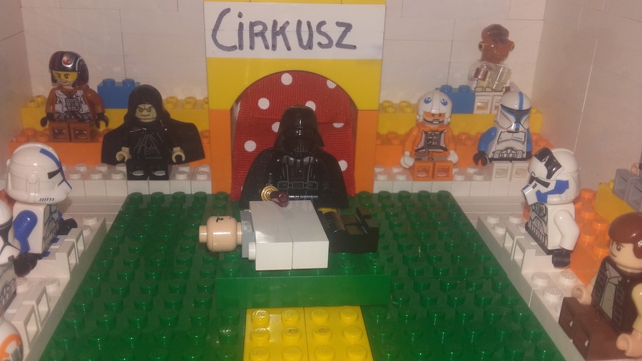 Cirkusz Darth Vaderrel