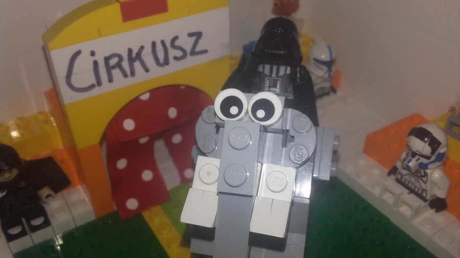 Cirkusz Darth Vaderrel