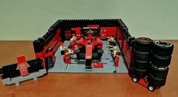 F1 Ferrari BOX 