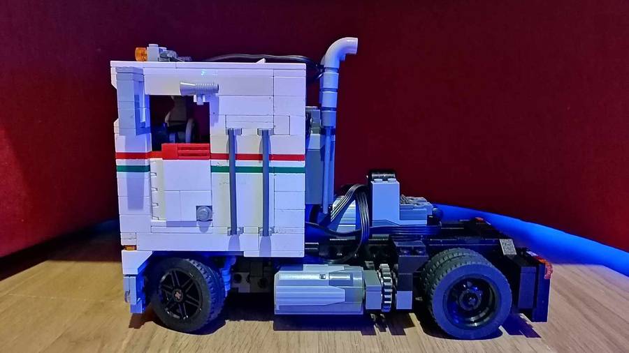1977 Kenworth K100 